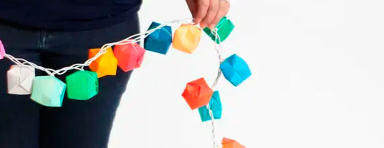 Como-hacer-guirnalda-luces-cubo-de-papel-origami