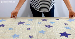Estor-bambu-pintado-con-plantillas-estrellas