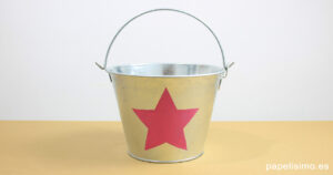 Pintar-cubo-metálico-estrella-diy-star-metal-bucket