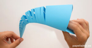 Cuerpo pez de papel que se mueve paper fish