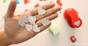 Confeti de corazones de papel reciclado