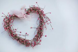 Corazon-decoración-hecho-a-mano-1024x682